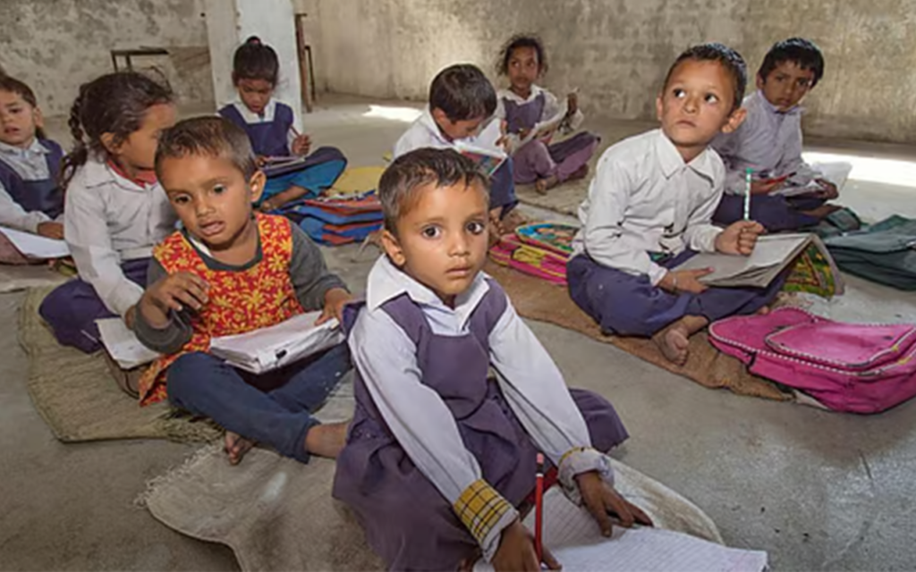 PDC Baitulmaal, helping school kids